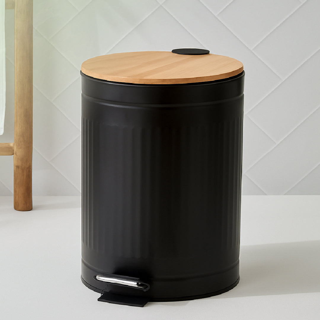 Premium Rust-Free Metal Dustbin