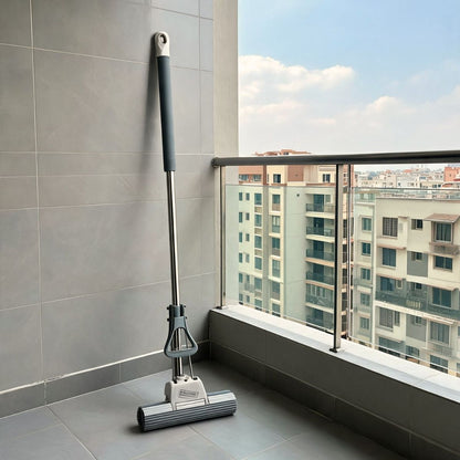 Easy Squeeze Mop