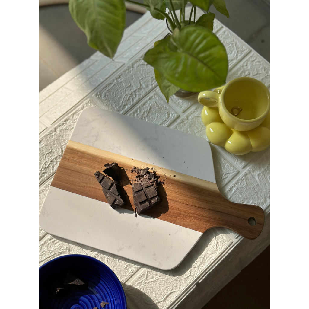 White Marble & Acacia Wood Chopping & Serving Board
