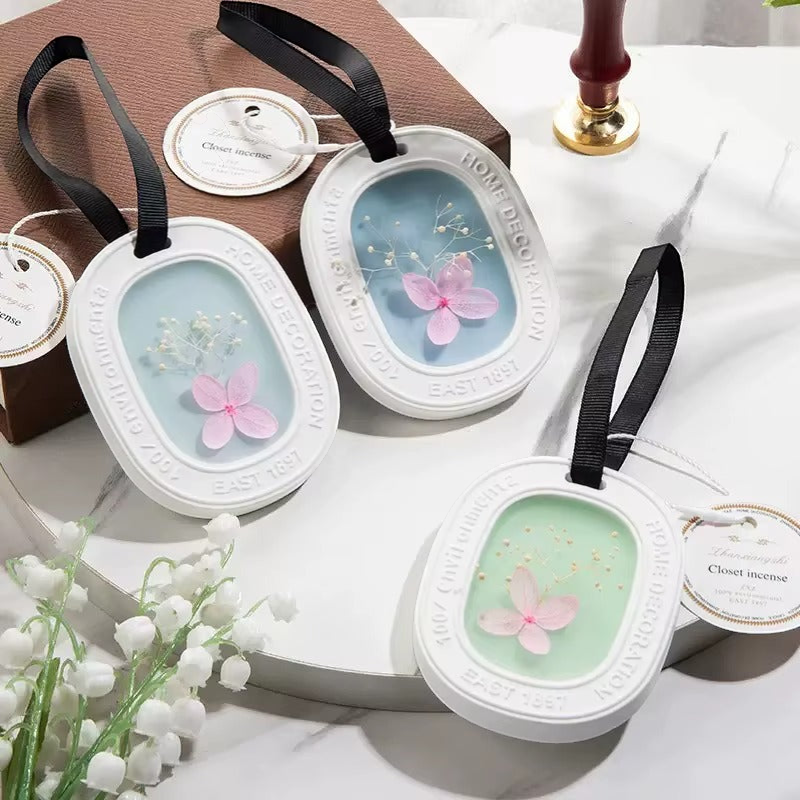 Hanging Wax Fragrance Diffuser with Dried Flowers - SimplifiNest