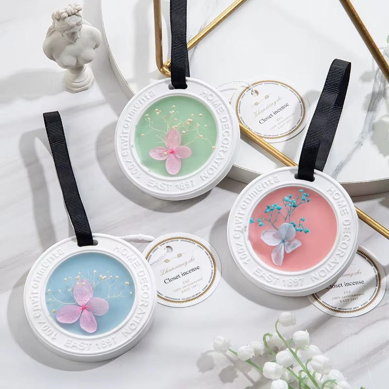 Hanging Wax Fragrance Diffuser with Dried Flowers - SimplifiNest
